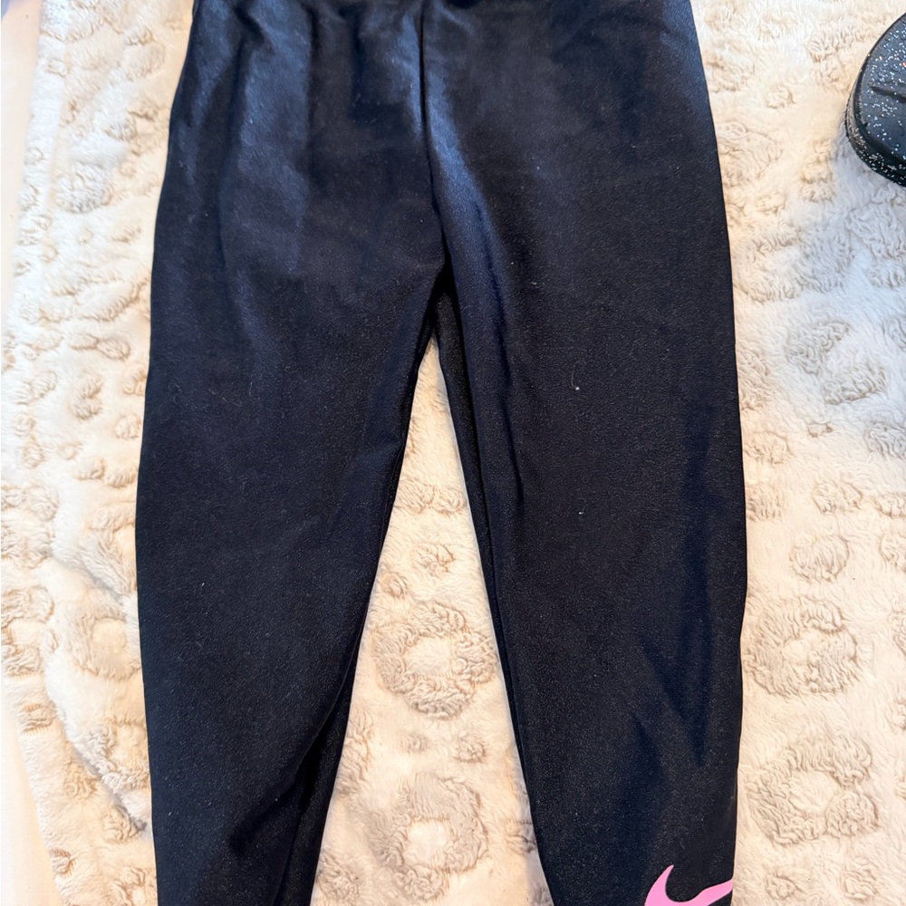 Nike Kids Leggings in Black with Pink Swoosh